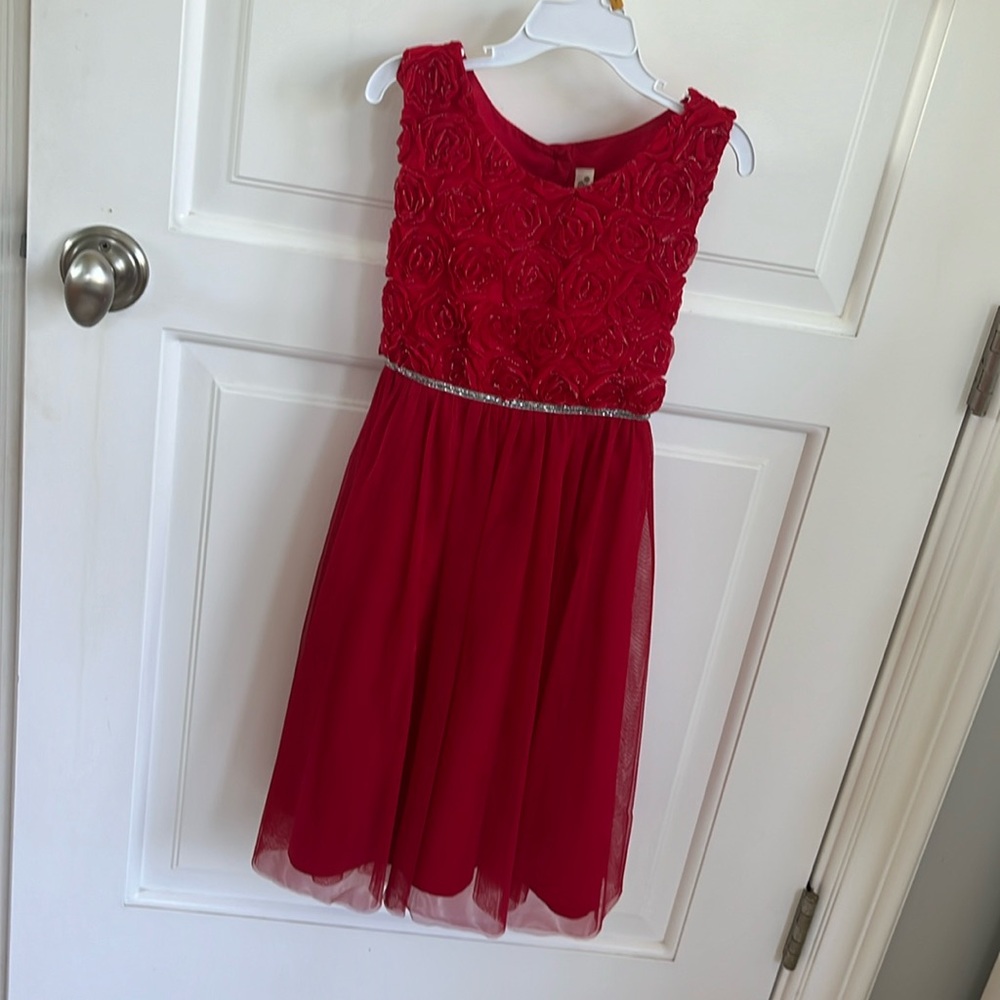 Dark cherry red tulle roses detailing Cherokee dress SZ M